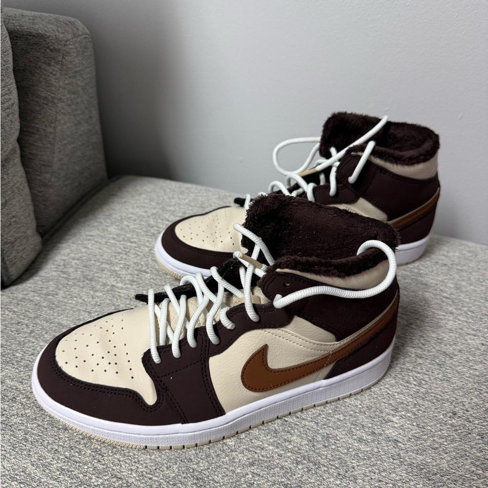 Nike Brown and Cream Blazer Sneakers High-Top